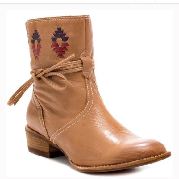Kenzie Bindi leather boho southwestern heeled calf boots 6.5 - Picture 1 of 11